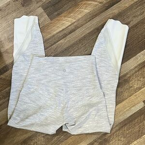 Lululemon ankle length Gray and White Leggings